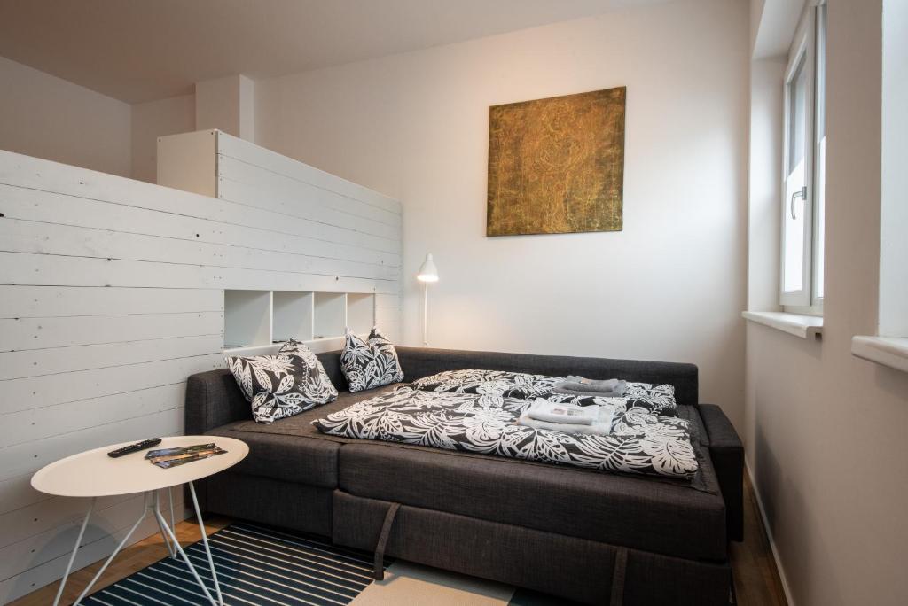 City-Apartment Neubaugasse room 2